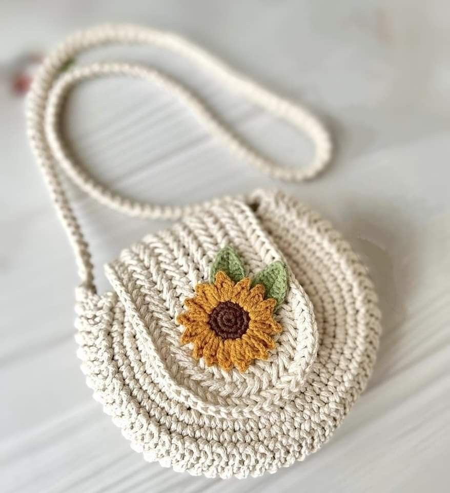crochet pouch
